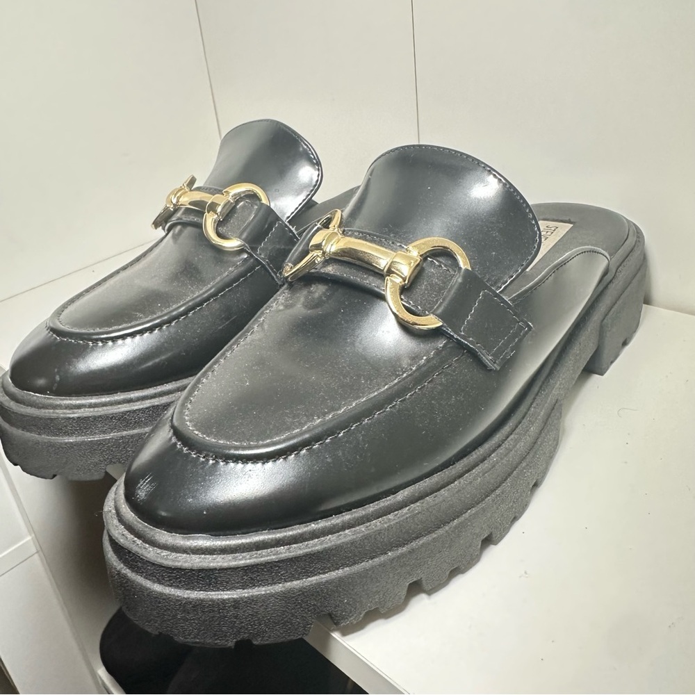 Steve Madden Black Mules with Gold Accents - Picture 4 of 9